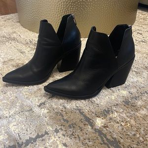Steve Madden Black Bootie